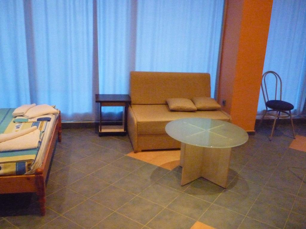 达拉酒店 普里莫尔斯科 外观 照片