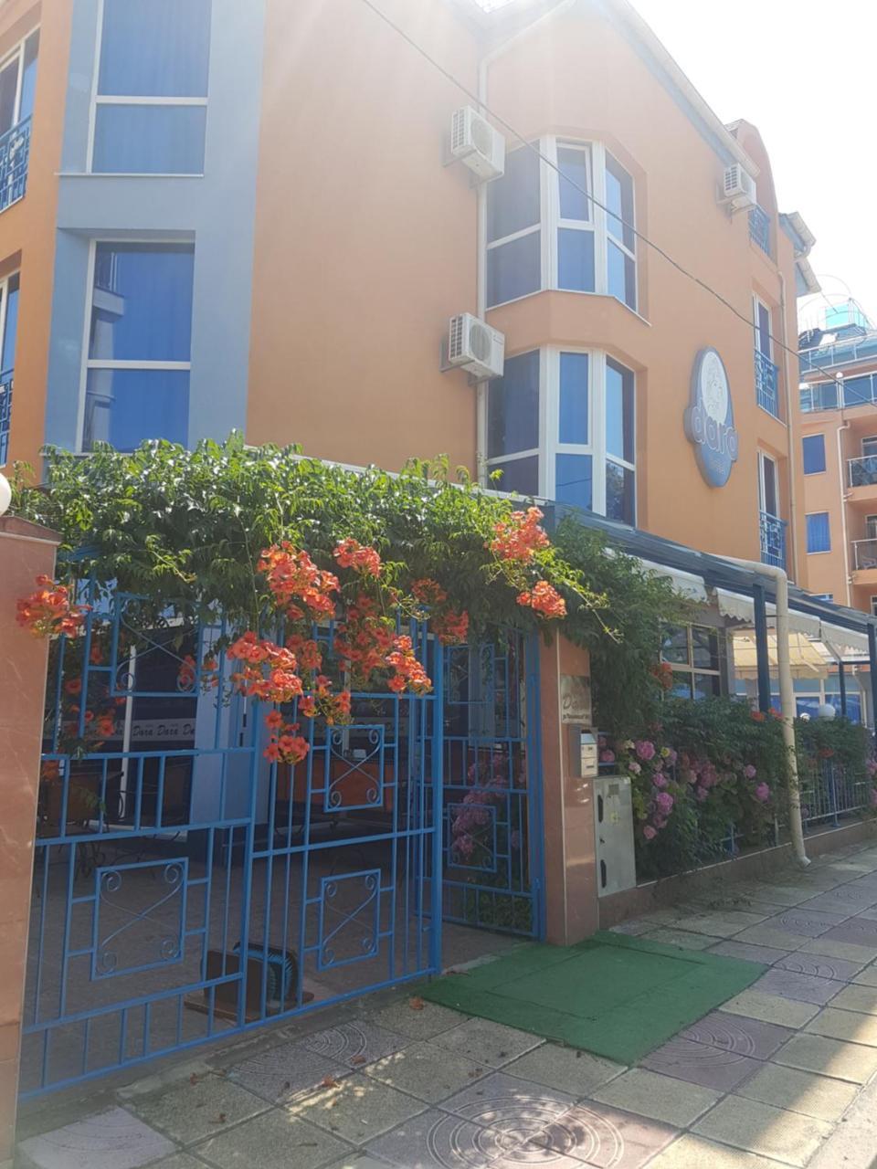 达拉酒店 普里莫尔斯科 外观 照片